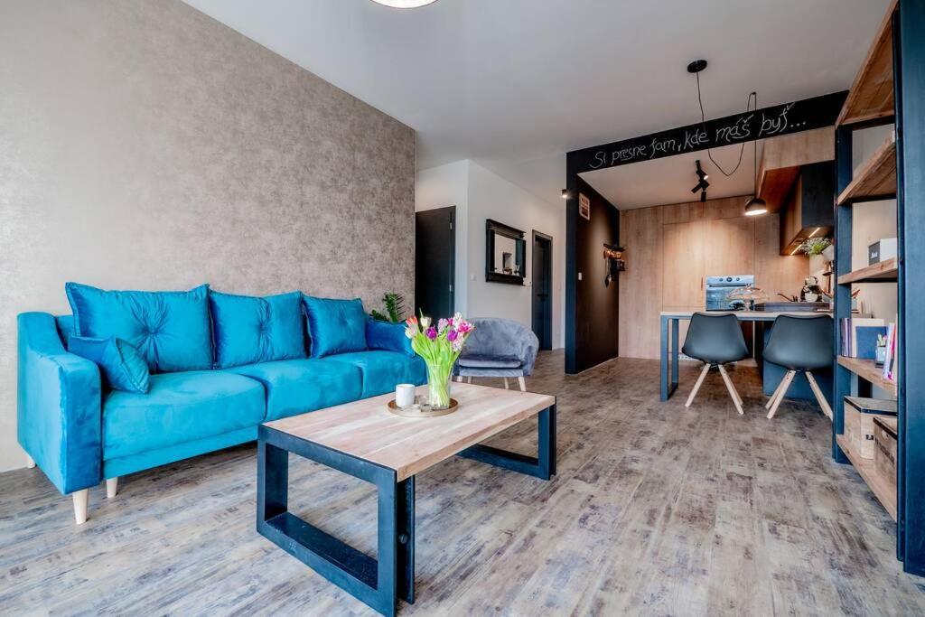 B10 Business Apartments Жилина Екстериор снимка