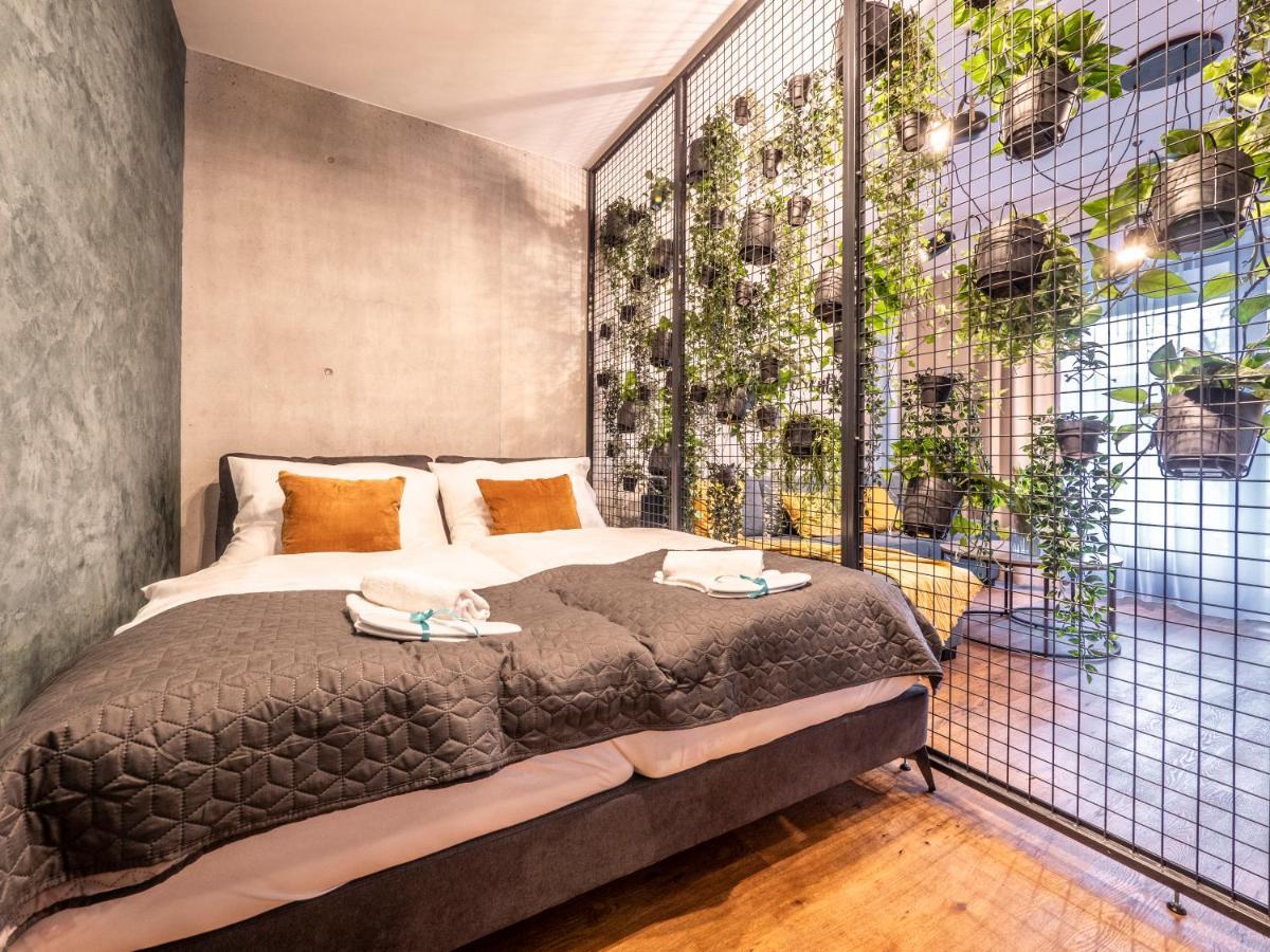 B10 Business Apartments Жилина Екстериор снимка