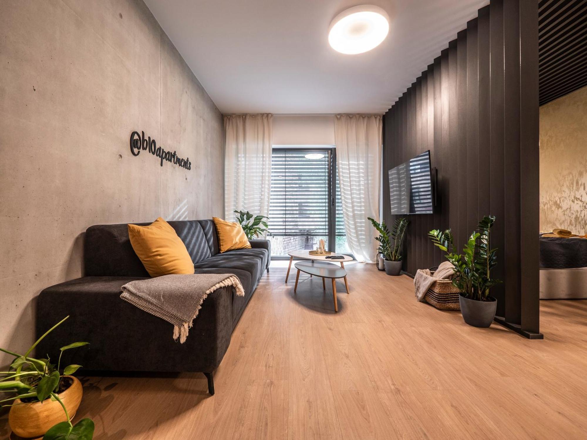 B10 Business Apartments Жилина Екстериор снимка