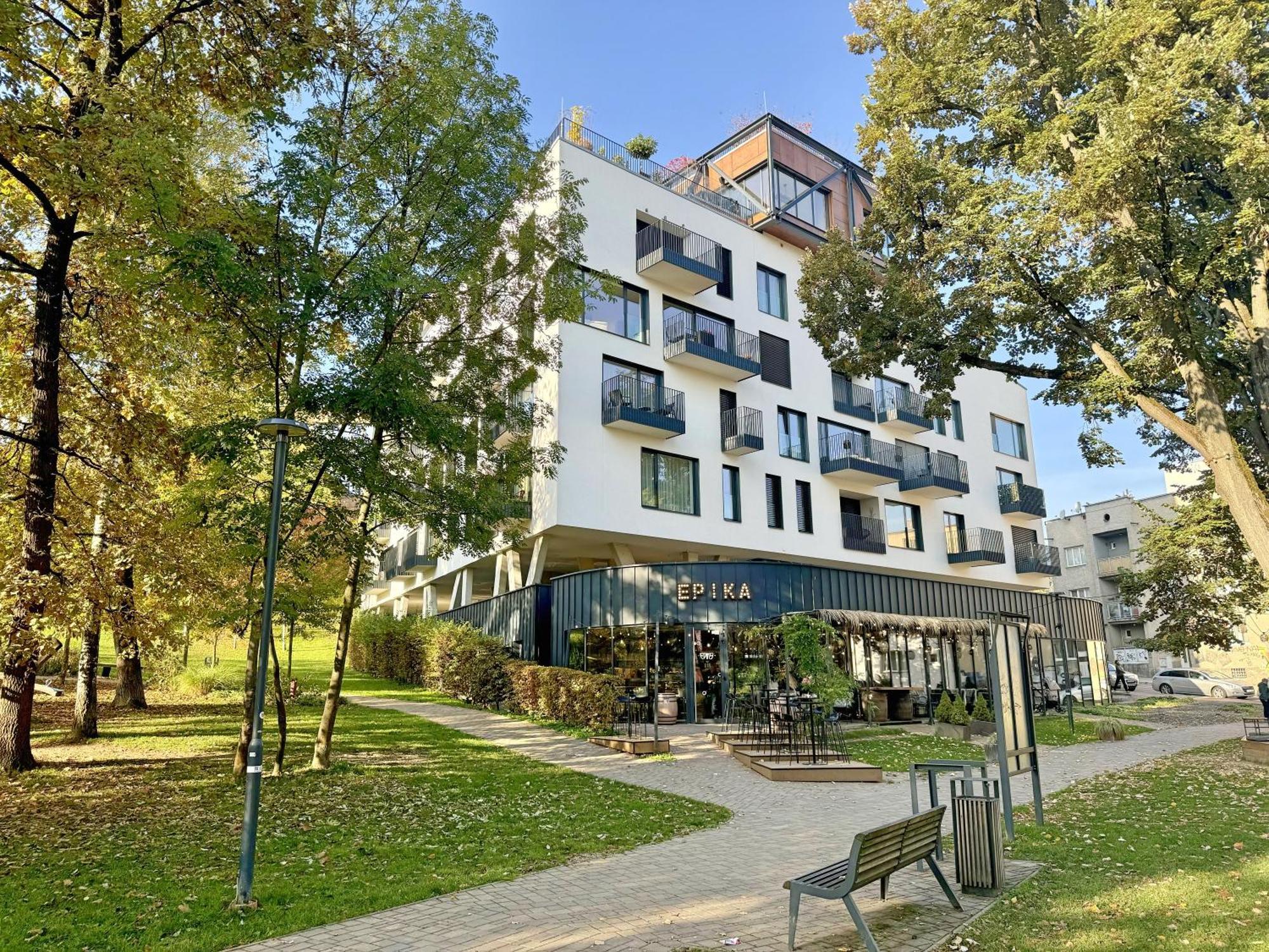 B10 Business Apartments Жилина Екстериор снимка